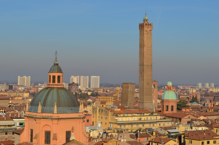 Bologna: ricerca per le scuole