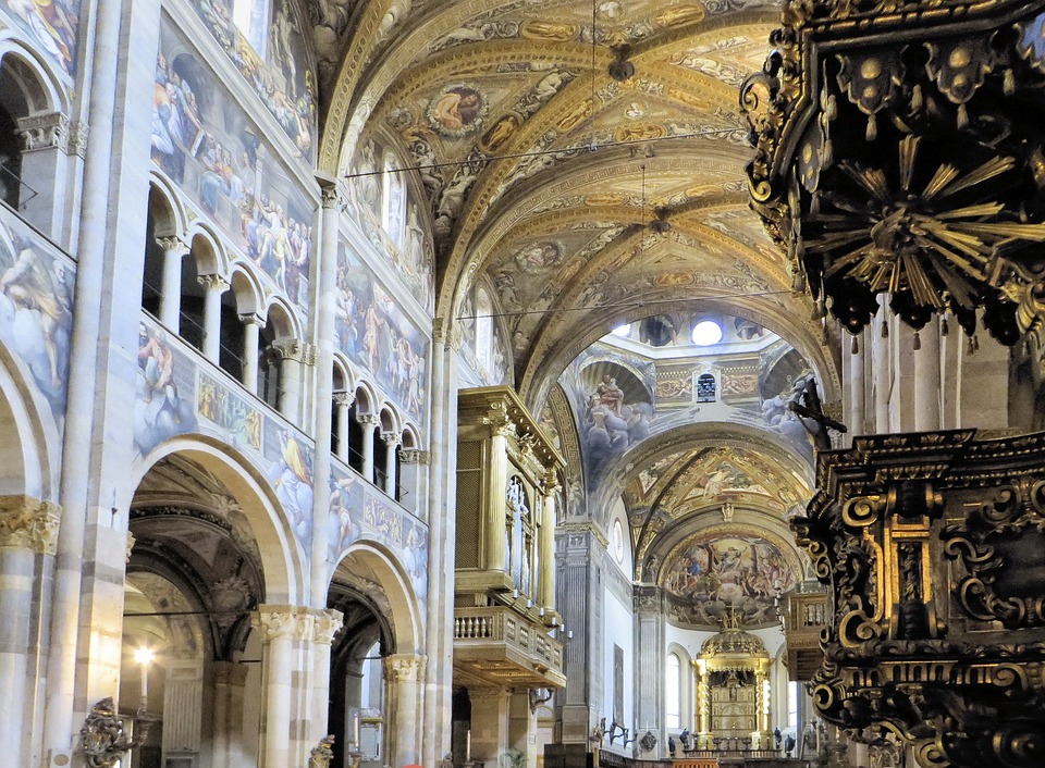 Duomo di Parma navata